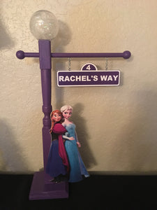 Frozen Lamp Post with Character, Frozen theme Lamp Post, Frozen Centerpiece, Frozen Party decorations, Frozen party supplies, Frozen party theme